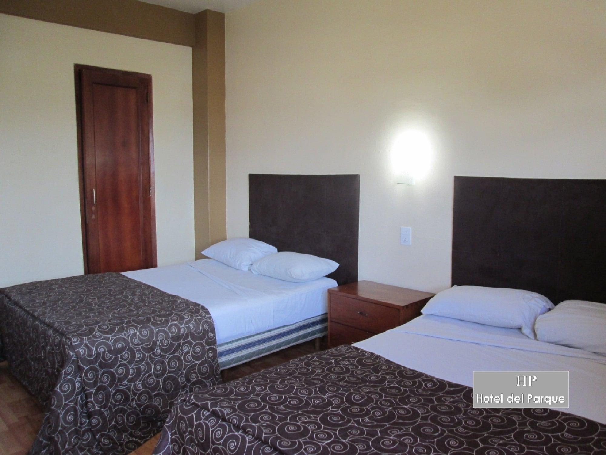 Hotel Del Parque Гвадалахара Экстерьер фото