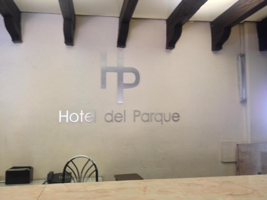Hotel Del Parque Гвадалахара Экстерьер фото